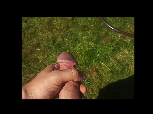 ❤️ Heta heta tjejen får sin rosa fitta knullad och kommer med en spruta i en sommarträdgård ❌ Porno at sv.pornosexphoto.ru ﹏